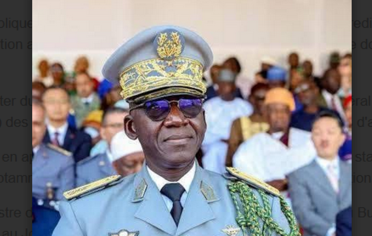 Promotion militaire : Le président Diomaye élève le CEMGA Mbaye Cissé au rang de général d'armée