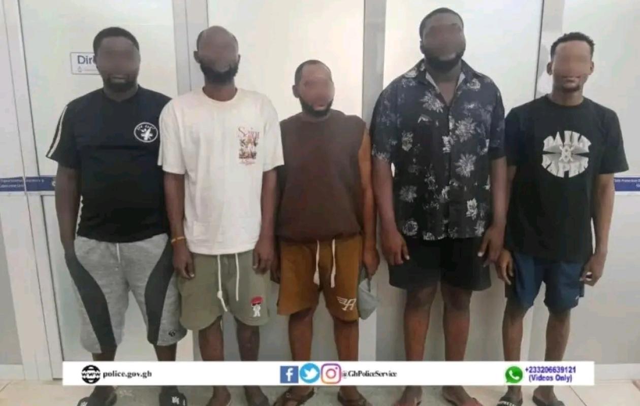 Traite de personnes au Ghana : 5 trafiquants arrêtés, 57 victimes libérées