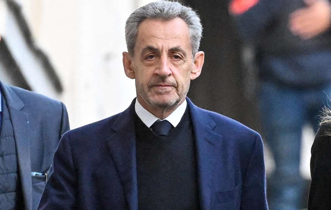France - Prison de la Santé : Des détenus hurlent pour empêcher l'ancien président Nicolas Sarkozy de dormir