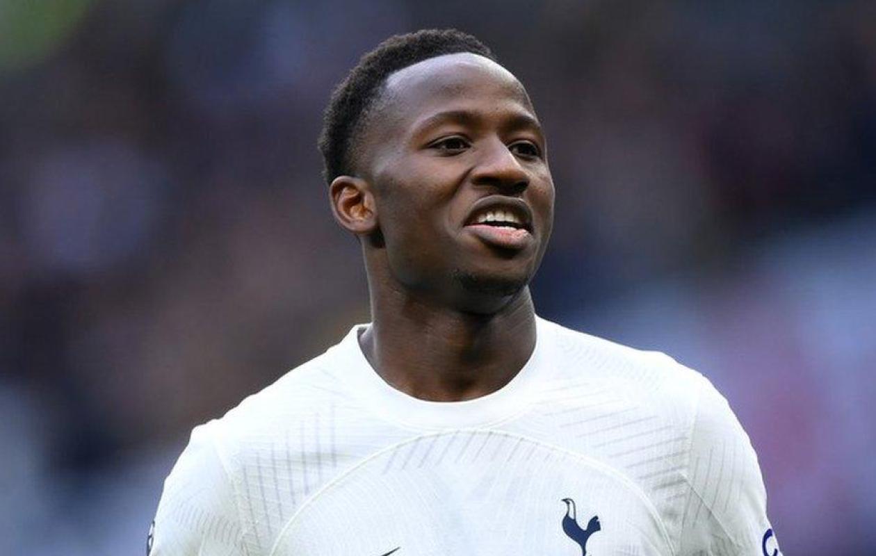 Tottenham : Thomas Frank donne les raisons du manque de temps jeu de Pape Matar Sarr