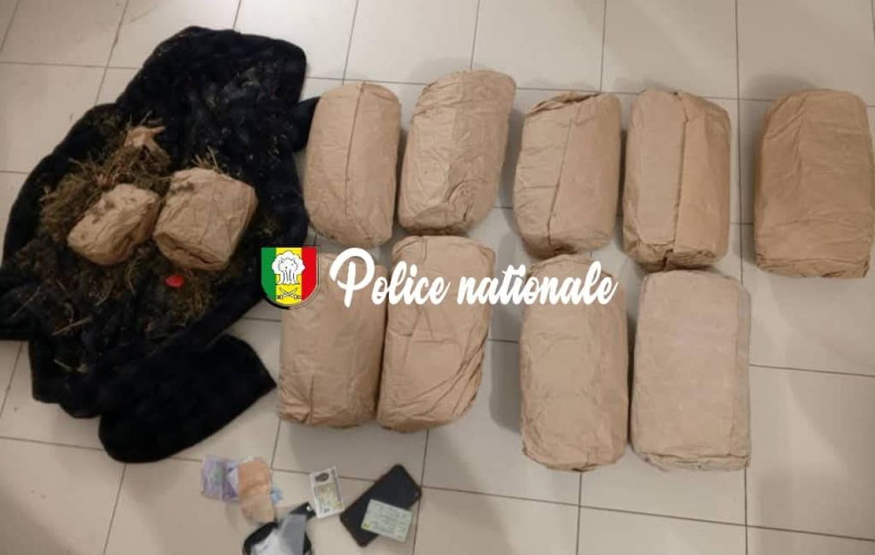 Dakar : Saisie de 10 kg de chanvre Indien, un individu arrêté en flagrant délit