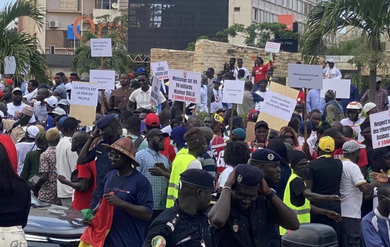 « Quel manque de respect » : Le Collectif « Rappel à l'Ordre » se lance contre les « dérives » d'Ousmane Sonko