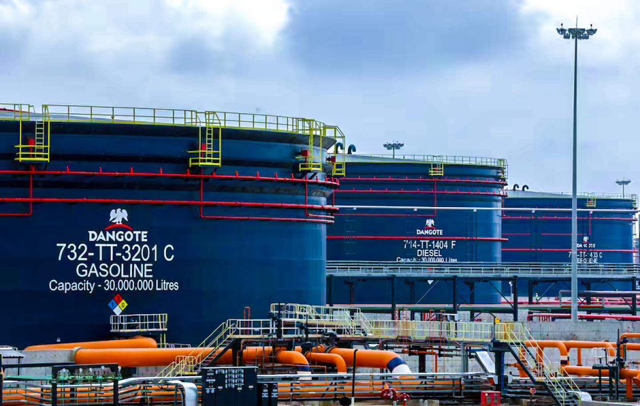 "La plus grande raffinerie du monde" : Aliko Dangote prend date
