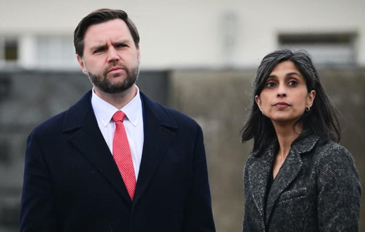 JD Vance défend son espoir de voir sa femme se convertir au christianisme