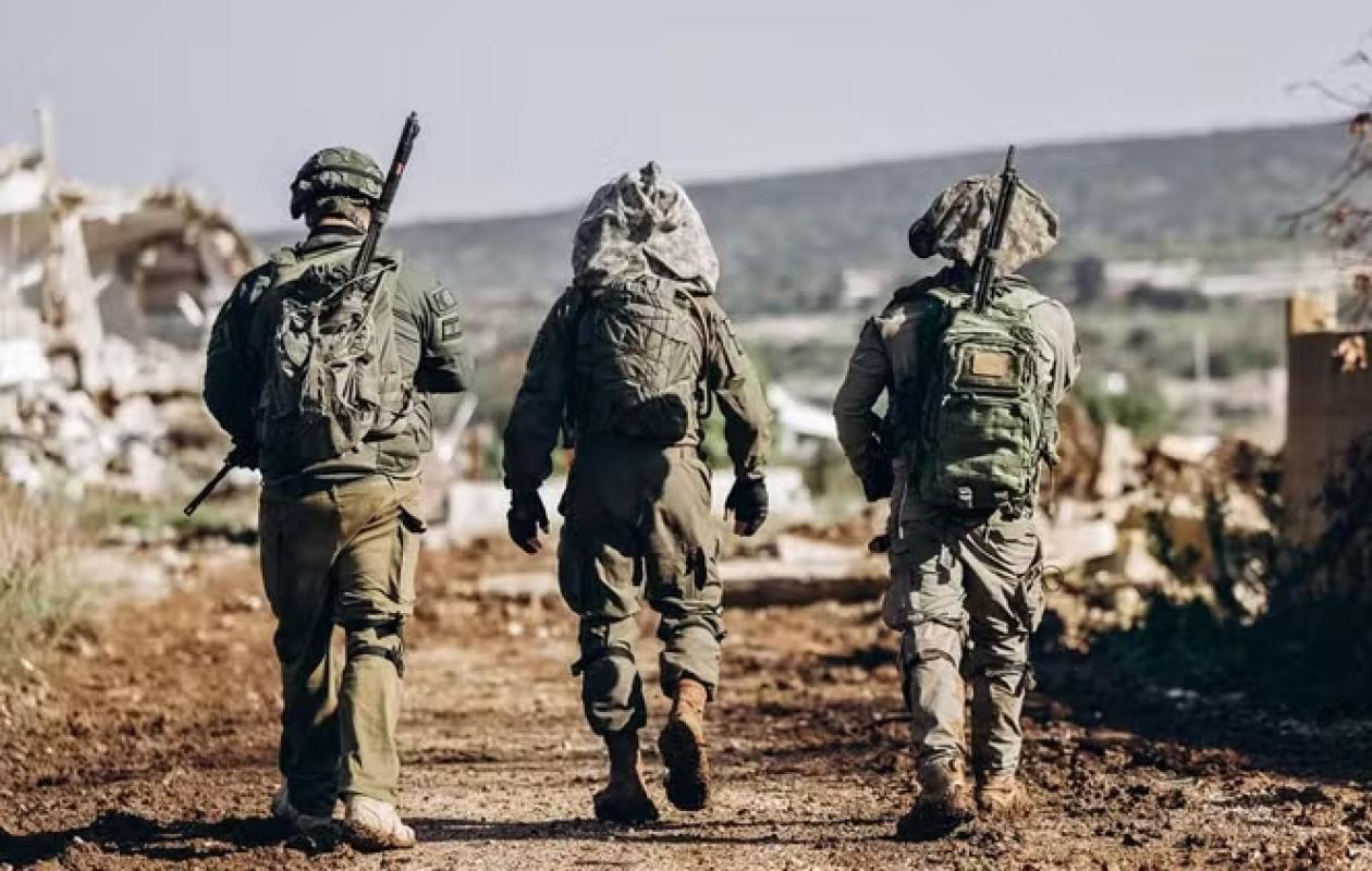 Israël menace d'intensifier les attaques contre le Hezbollah dans le sud du Liban