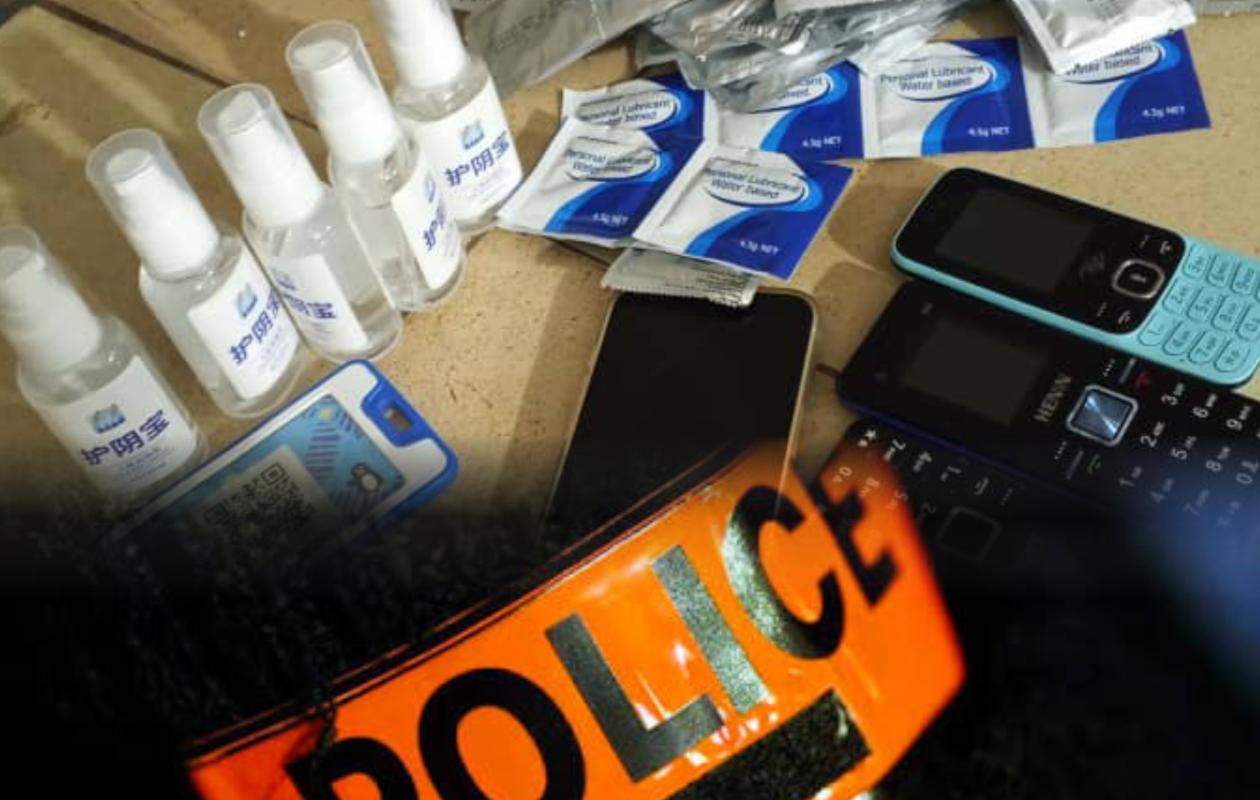 Almadies 2 : La police de Jaxaay piège une prostituée, 100 préservatifs et des lubrifiants saisis