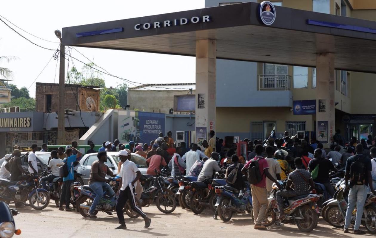 Crise du carburant au Mali : Bamako enthousiaste après l'arrivée d'un important convoi de camions-citernes