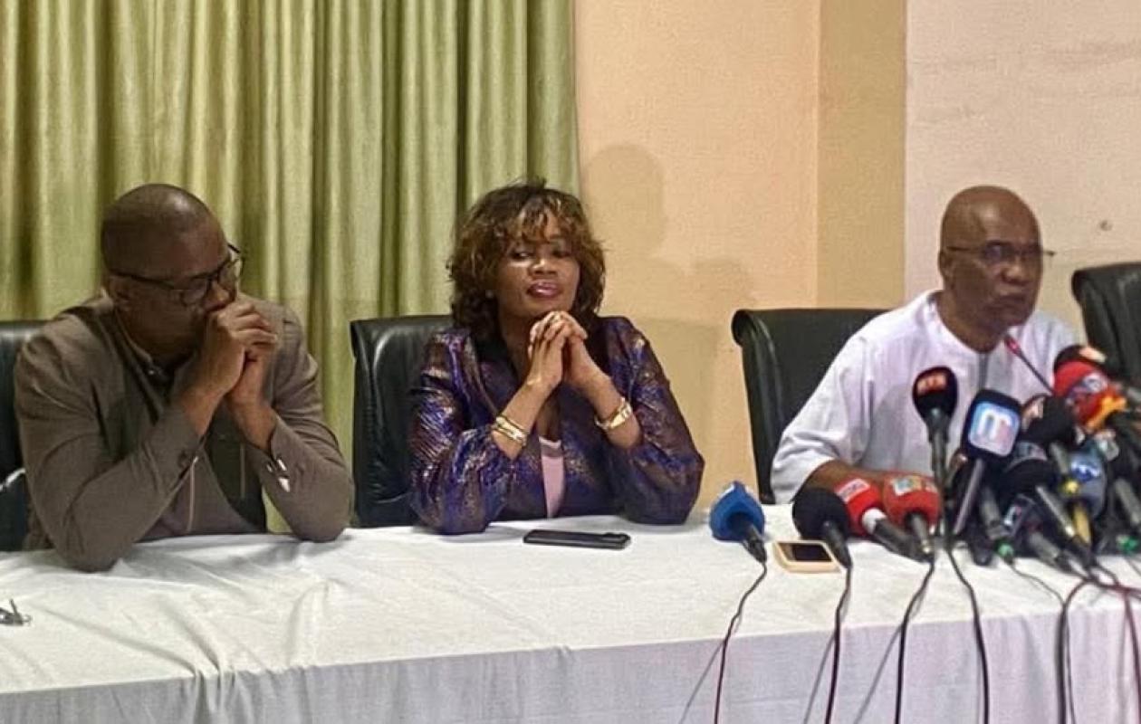 La presse s'unit en Front (FDLP) pour défendre libertés et dignité