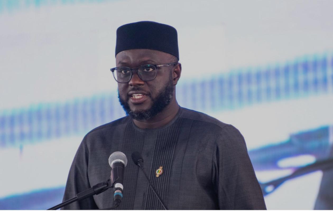 El Malick Ndiaye félicite un membre de Pastef : "C'est l'homme de l'ombre derrière les grands événements"