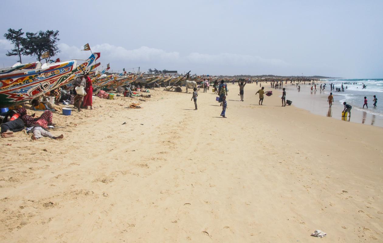 Kayar : Un corps mystérieux échoué sur la plage, le procureur ordonne l'inhumation