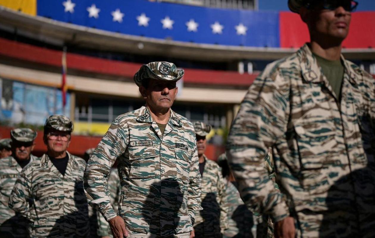 Le Venezuela annonce un déploiement militaire "massif" face à "l'impérialisme" américain