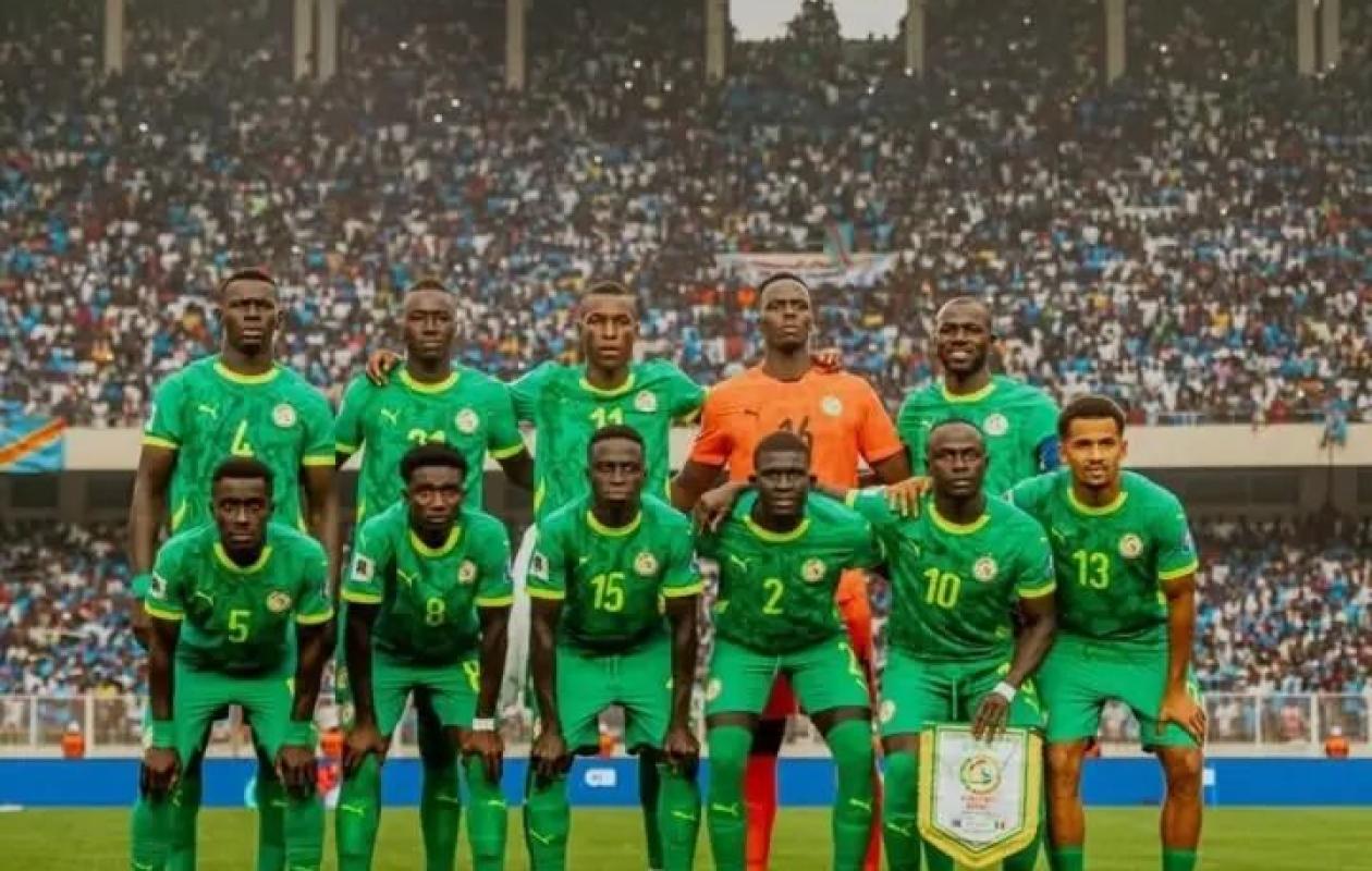 Sénégal vs Kenya : Pape Thiaw opte pour une défense à 3, Ibrahim Mbaye et Mamadou Sarr titulaires
