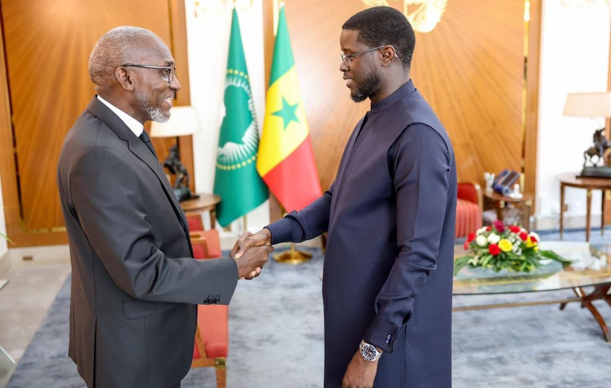 Bassirou Diomaye Faye reçoit Aly Fall, bâtonnier de l’Ordre des avocats du Sénégal