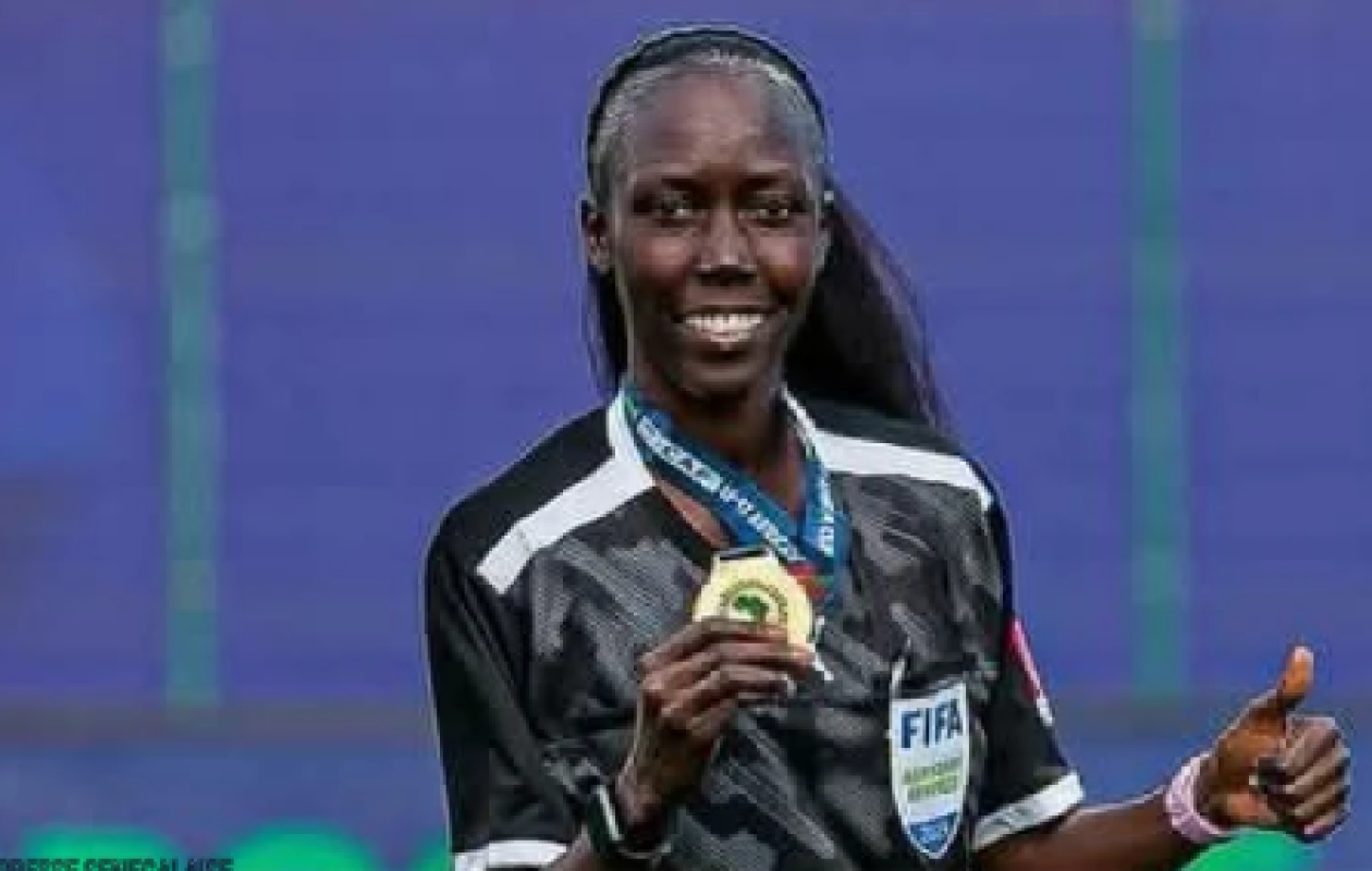CAF Awards 2025 : La Sénégalaise Tabara Mbodji sacrée meilleure arbitre assistante féminine de l’année