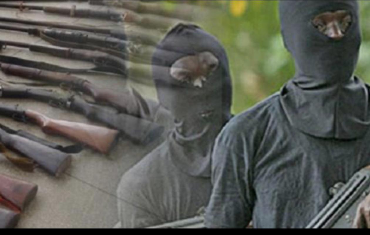 THIÈS : Des individus armés attaquent une maison et emportent une tontine contenant plus de 3 millions F CFA