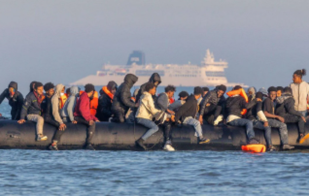 Migrants : L’idée d’utiliser des filets pour entraver les bateaux dans les eaux françaises inquiète