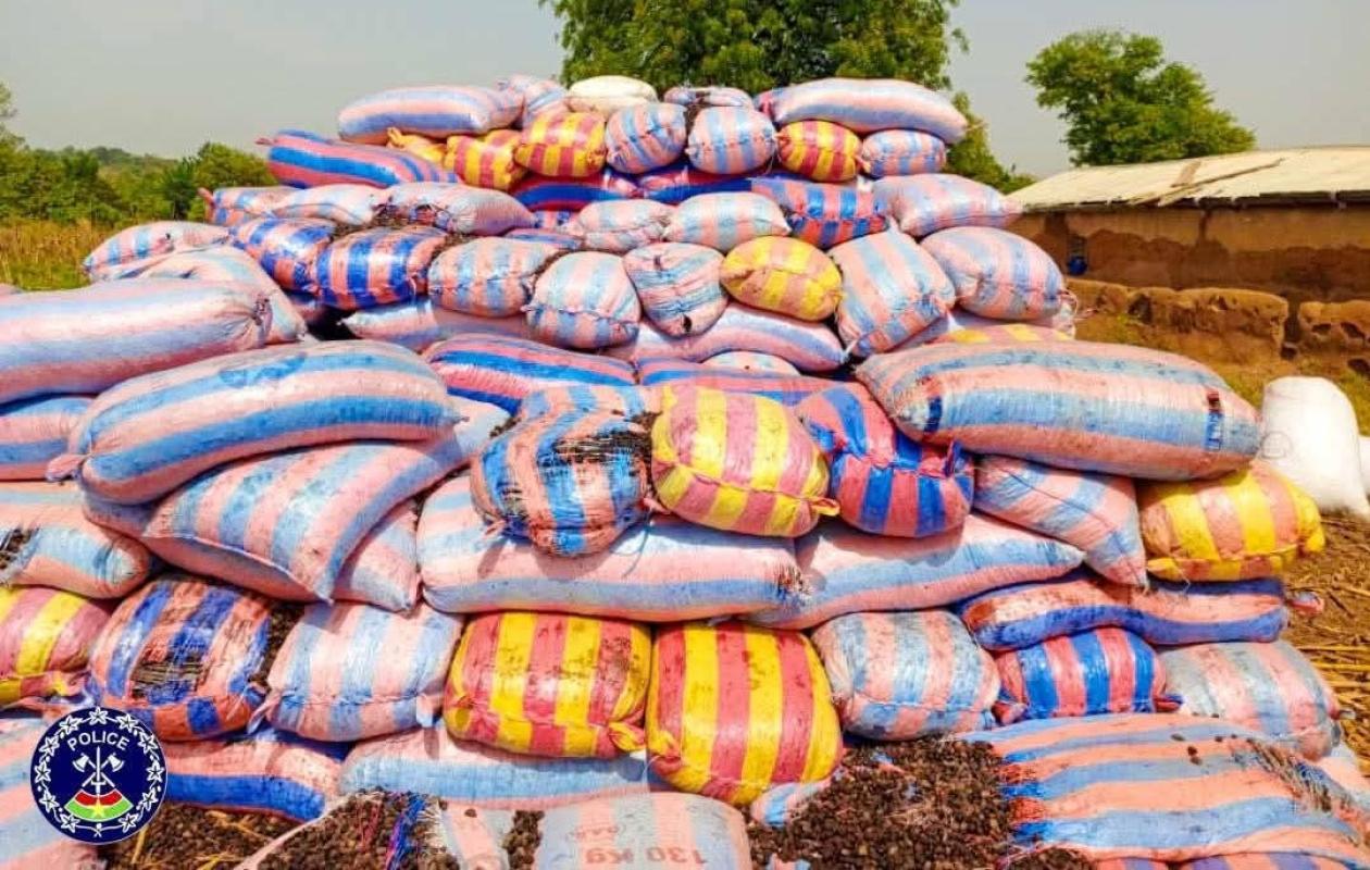 Burkina Faso : Le gouvernement annonce la vente des amandes de karité saisies