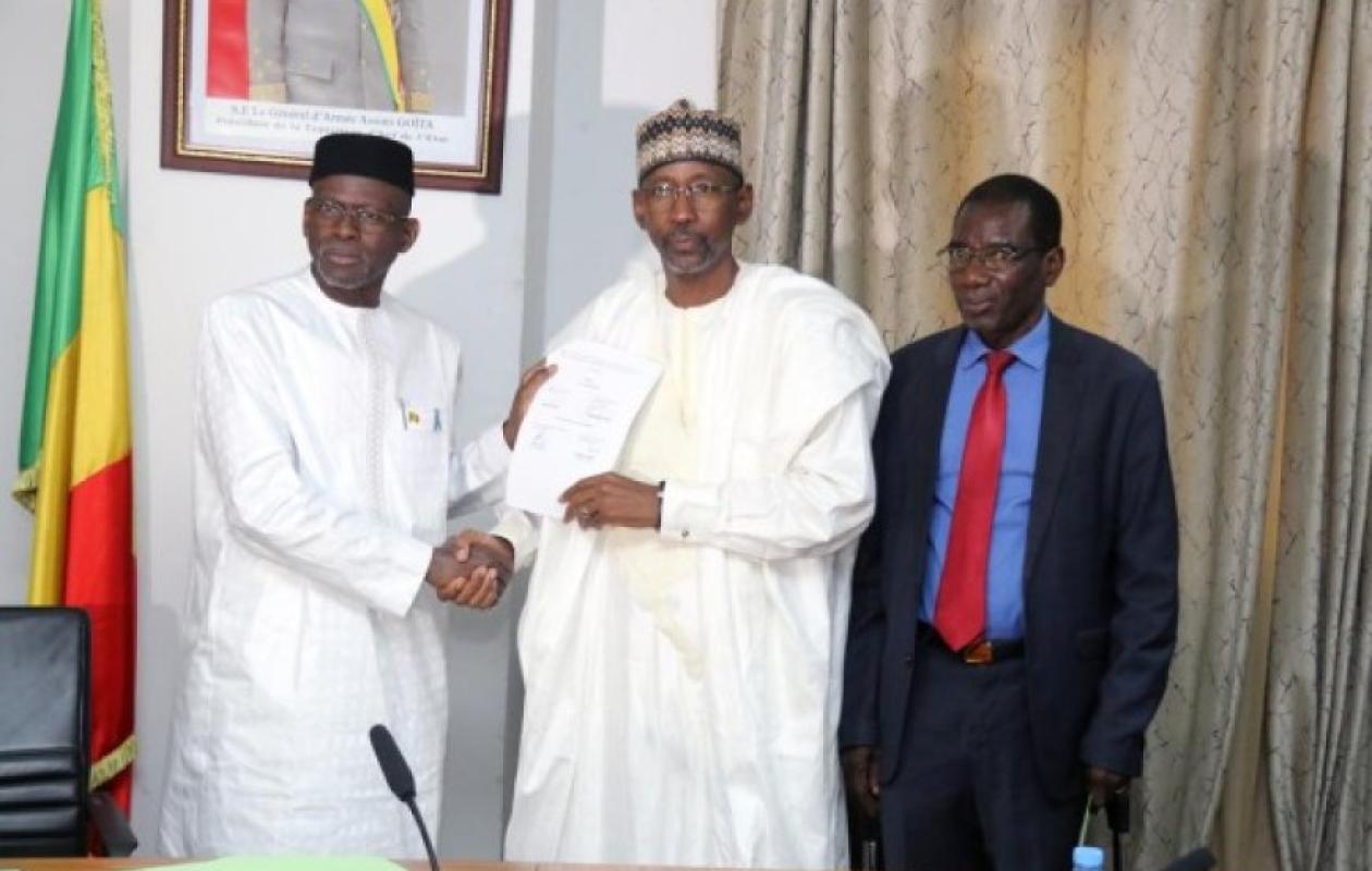 Crise du carburant au Mali : Bamako signe un accord stratégique avec les acteurs du secteur pétrolier