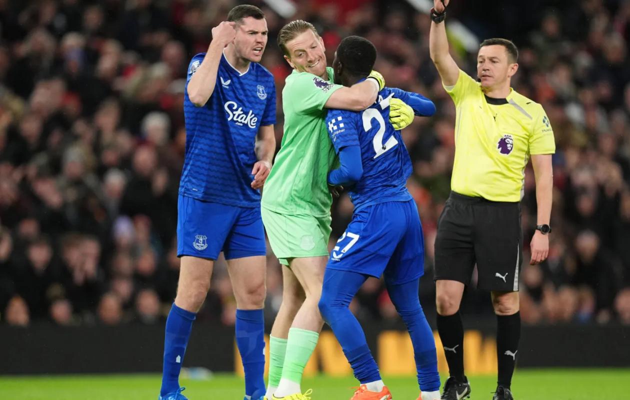 Everton : La réaction de Gana Gueye après son carton rouge