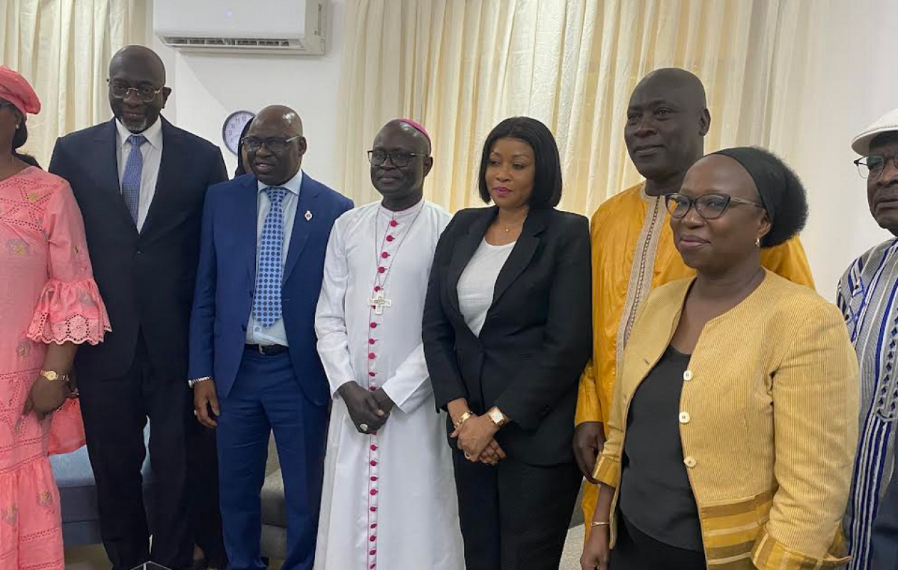 Visite de l’AFP à l’Archevêché : Mbaye Dione salue la contribution de l'Église à la stabilité nationale