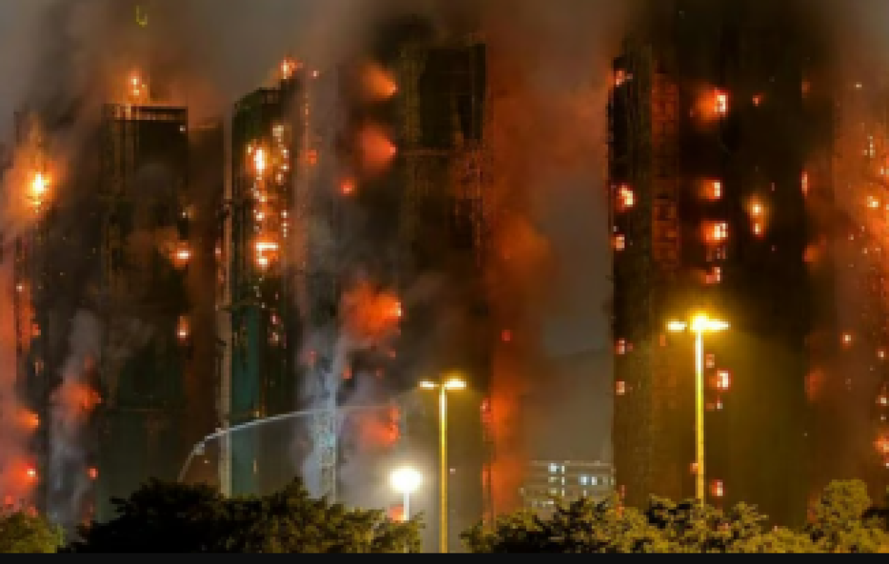 Hong Kong : Un incendie géant ravage plusieurs immeubles et fait au moins 13 morts