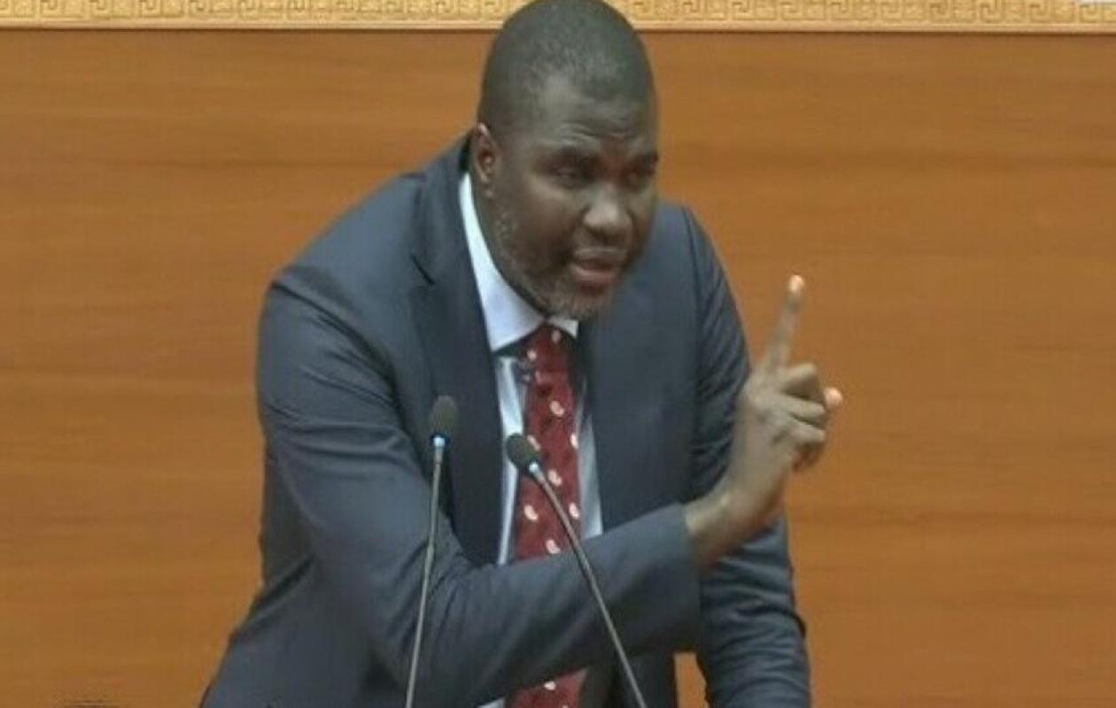 "C'est un énorme scandale" : Les révélations du ministre Amadou Ba à l'Assemblée nationale