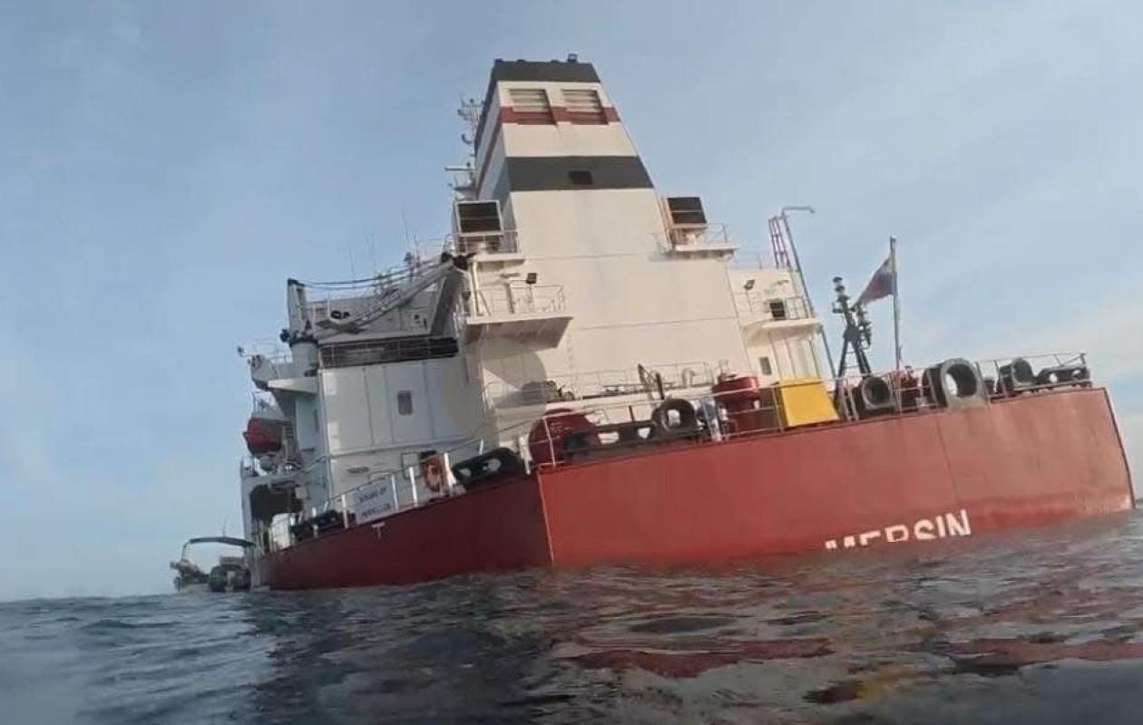 Incident impliquant un pétrolier turc à Dakar : Le navire touché par "quatre explosions externes"