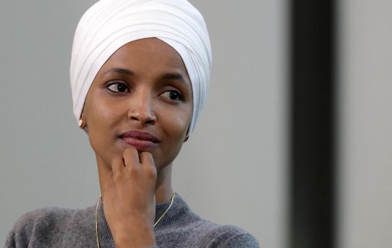 Réfugiée somalienne, musulmane, élue du Congrès… Pourquoi Ilhan Omar obsède Donald Trump