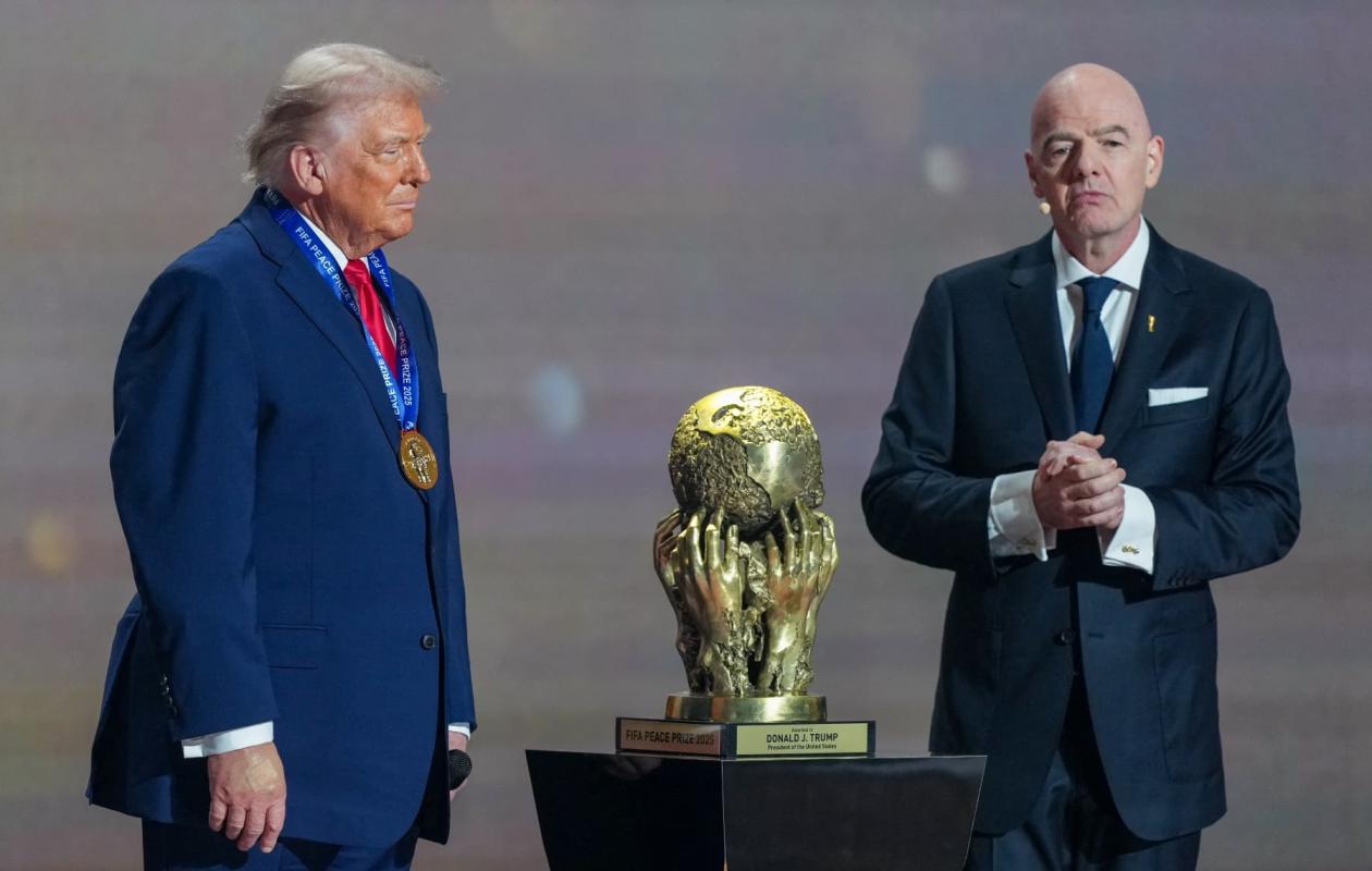 Etats-Unis : Danse, trophée et médaille… Trump fait son show lors du tirage du Mondial 2026