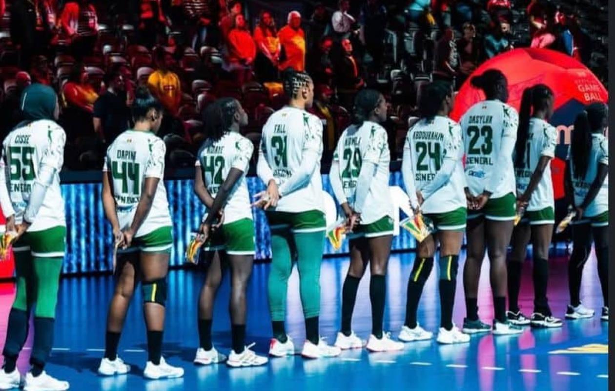 Championnat du monde de handball féminin: le Sénégal sombre devant la Roumanie