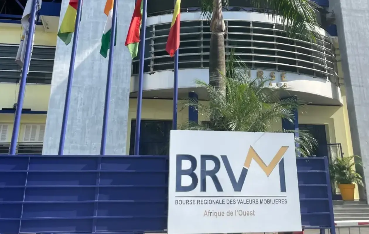 BRVM : le Sénégal mobilise 454,5 milliards FCFA sur le marché obligataire