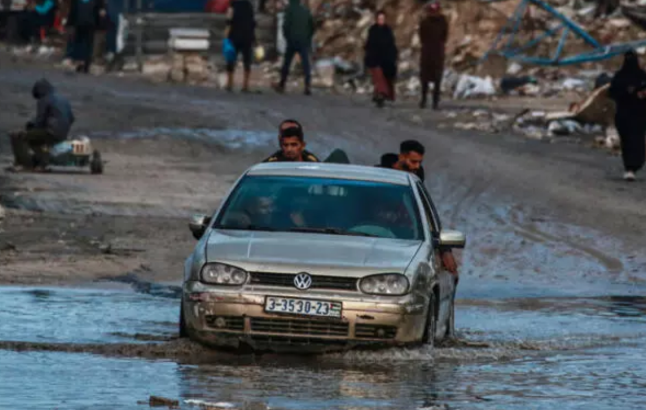 Gaza: le porte-parole de la Défense civile appelle à faire entrer des préfabriqués pour la population
