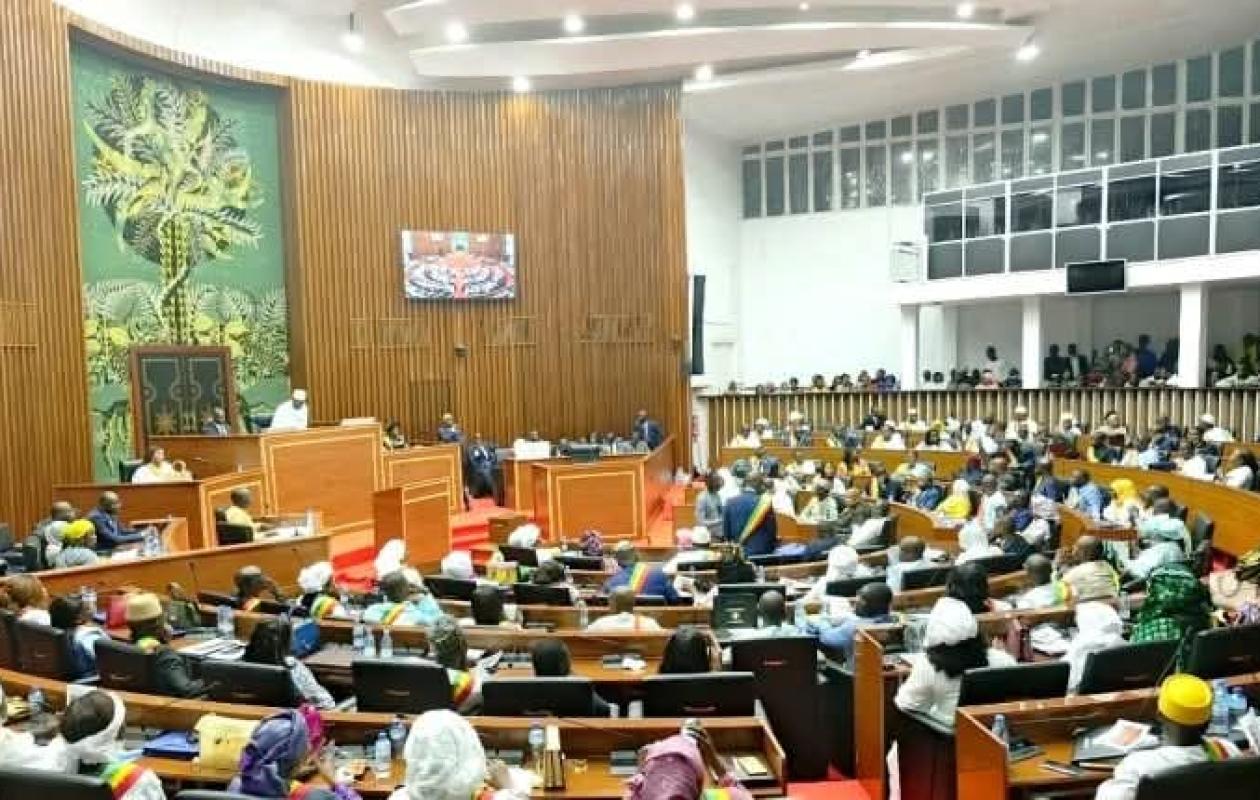 Daara, éducation franco-arabe et réforme du bilinguisme : Les députés interpellent, le ministre précise la voie des réformes