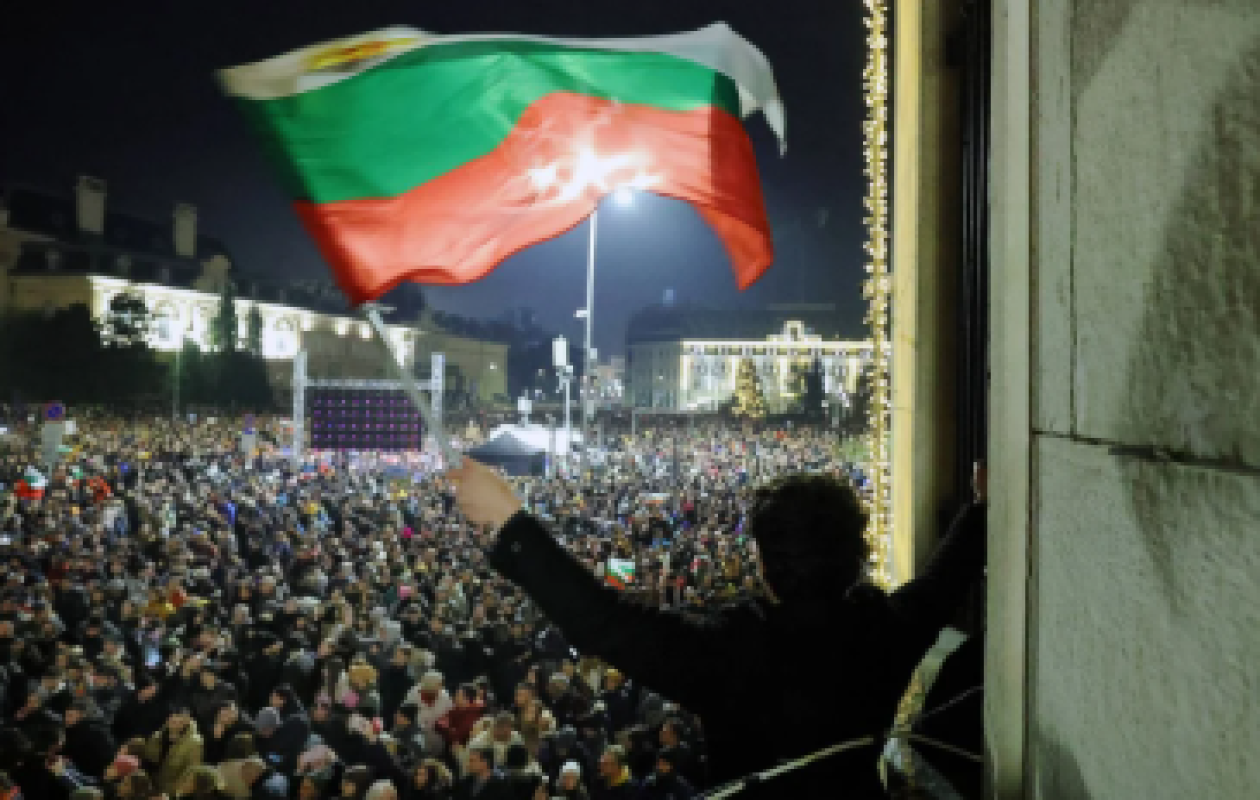 Bulgarie : Sous pression, le gouvernement démissionne, trois petites semaines avant l’entrée dans la zone euro