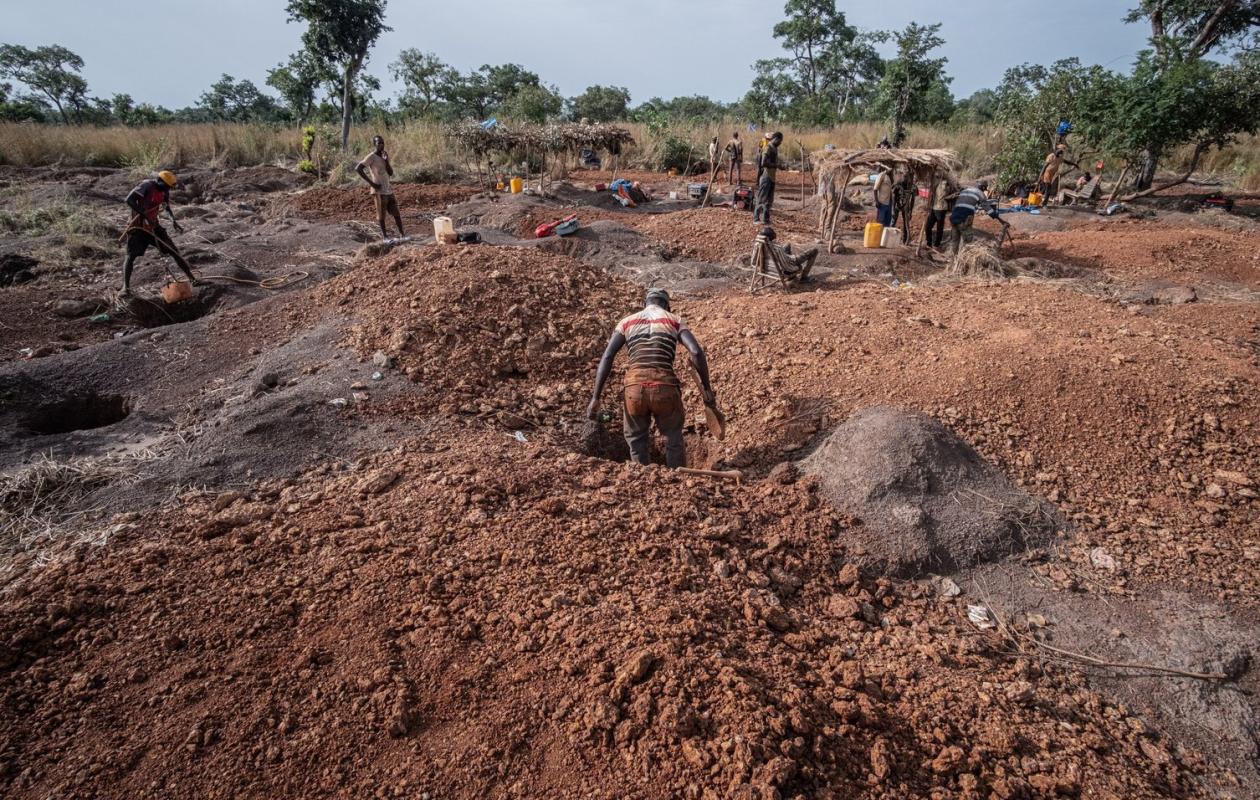 Khossanto : trois orpailleurs périssent dans un éboulement sur un site clandestin abandonné