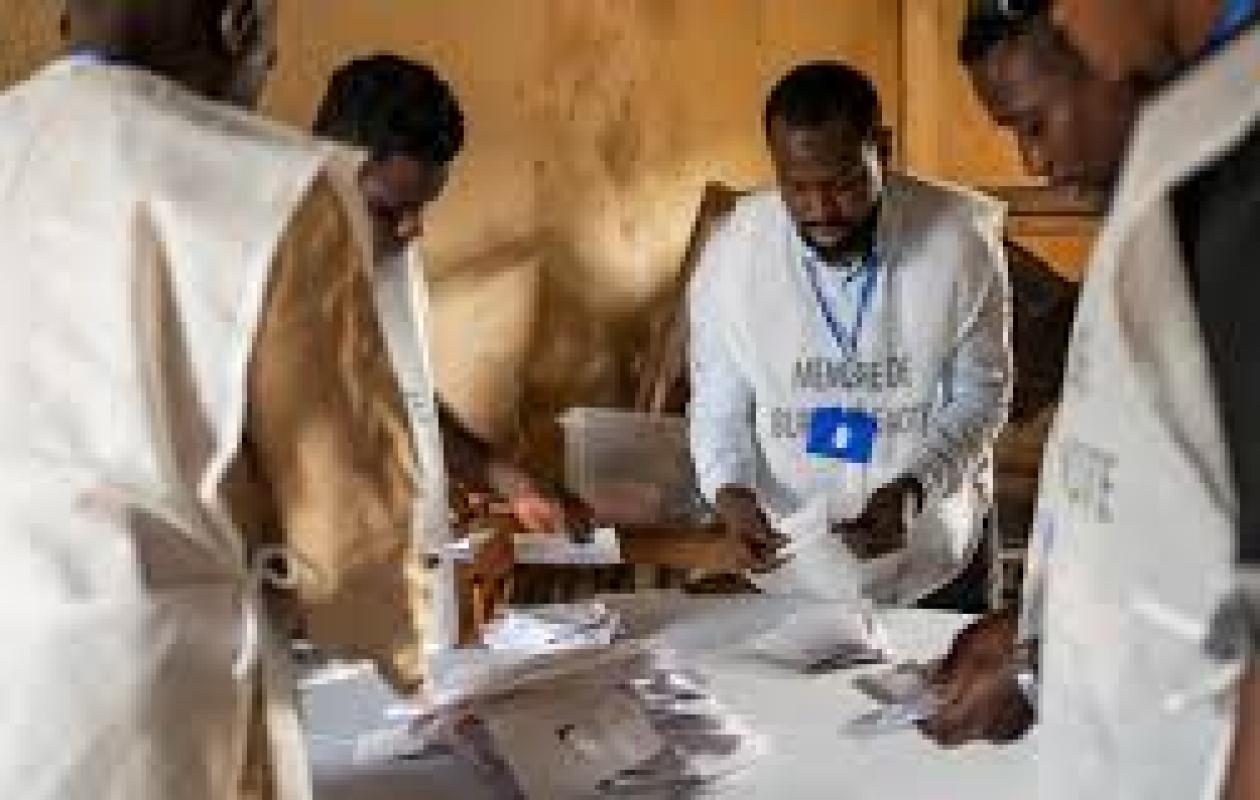 Élections du 28 décembre 2025 : Tensions et derniers préparatifs en Guinée