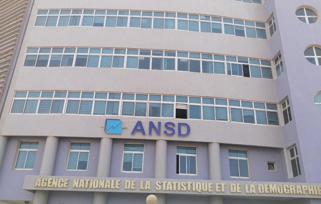 Économie des services : L’hébergement et les transports décollent, l’immobilier à la peine