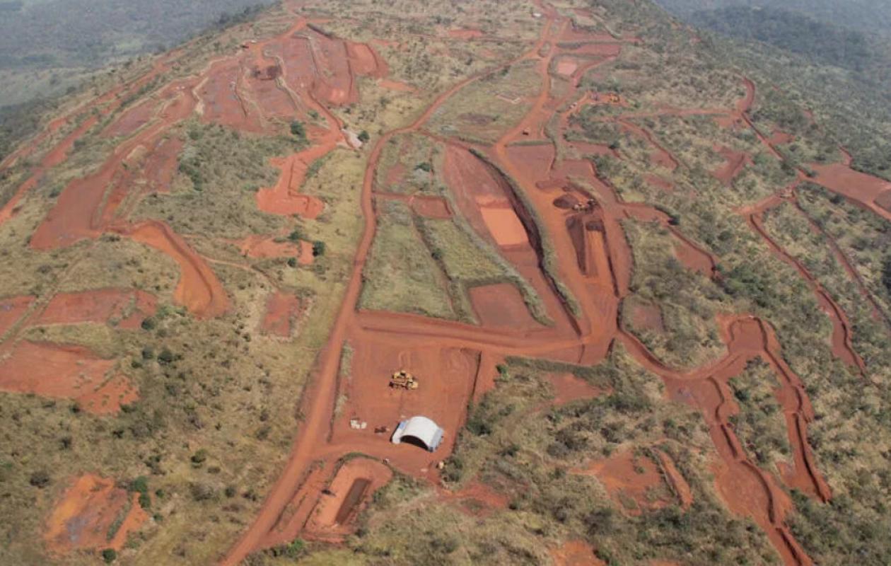 Des milliers de travailleurs du méga-projet minier de Simandou se retrouvent sans emploi