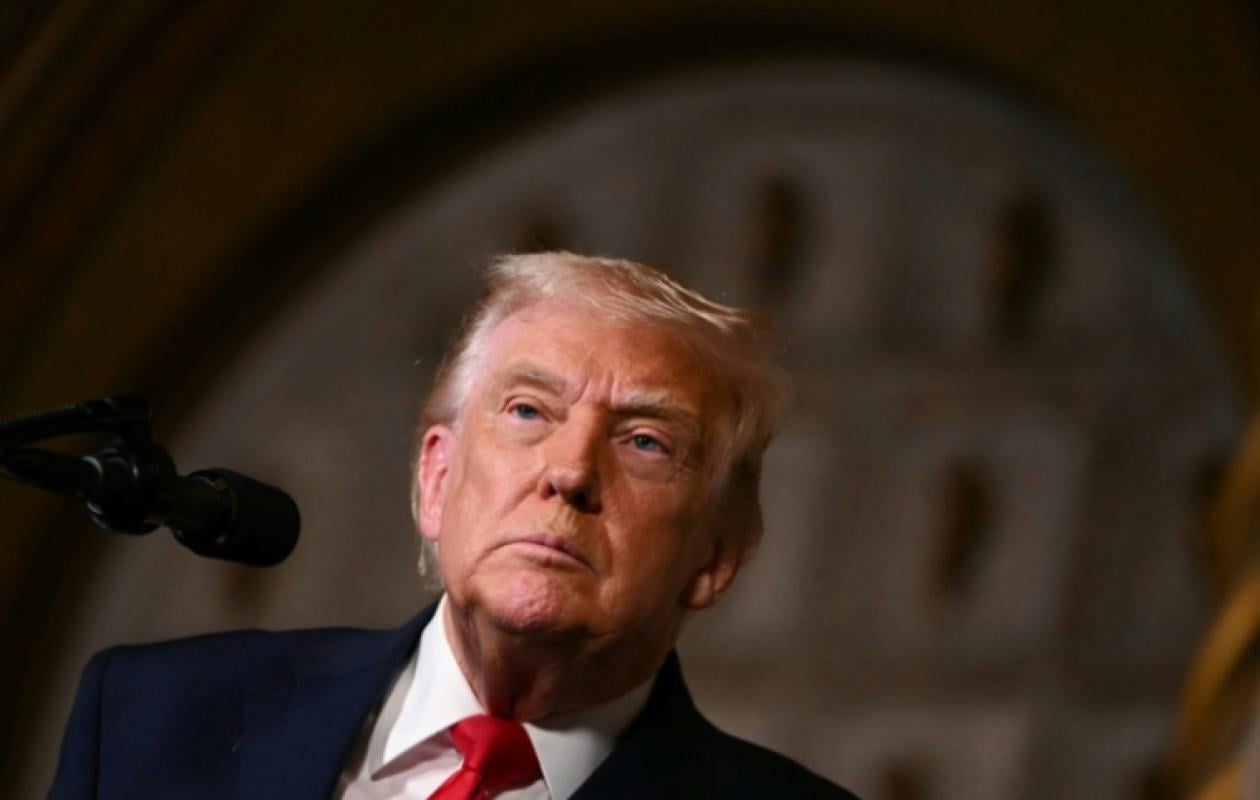 La relation entre Trump et Epstein au coeur de nouveaux documents publiés