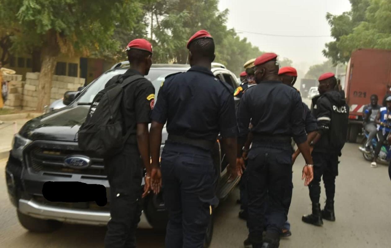 Saly : six élus municipaux, dont trois adjoints au maire, envoyés en prison, ils planifiaient de ...