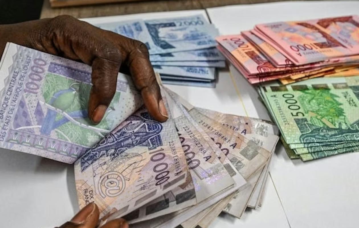 Entre coûts immédiats et bénéfices différés : la traversée du tunnel politique