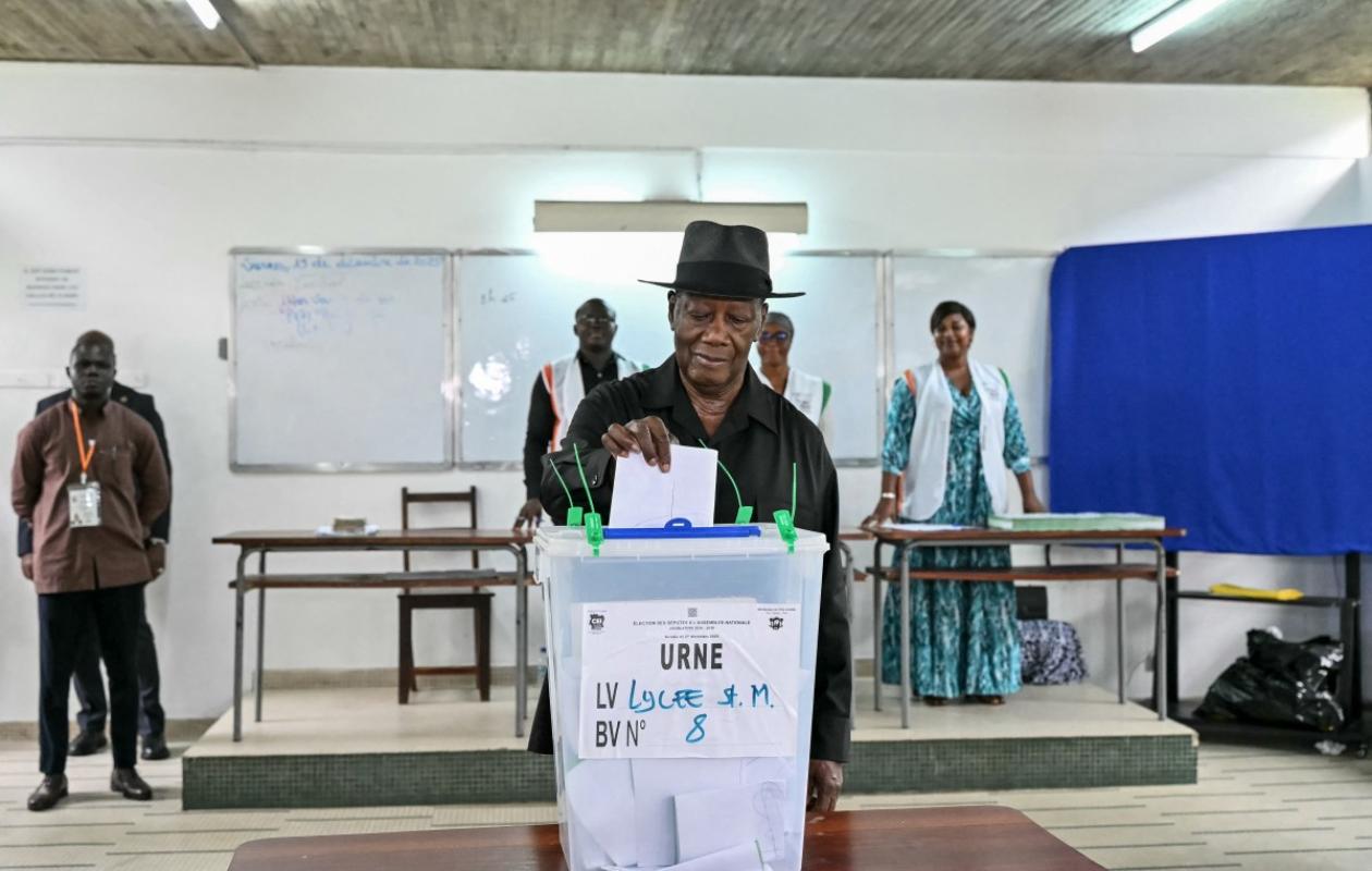Législatives en Côte d'Ivoire: le parti au pouvoir largement en tête selon les premiers résultats