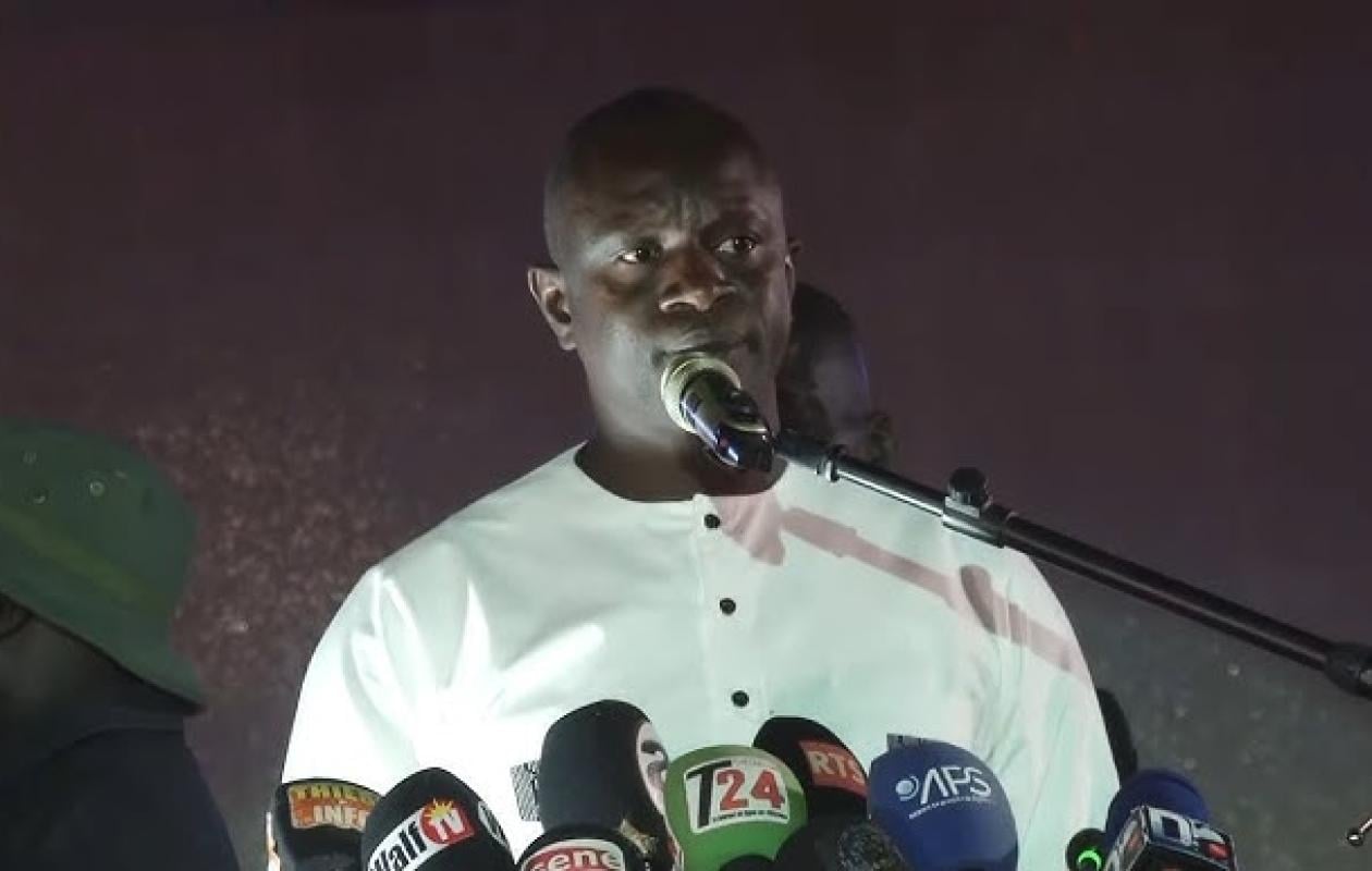 CONCERT DU 31 DÉCEMBRE A THIÈS : Le maire Babacar Diop critiqué pour avoir "zappé" les artistes locaux