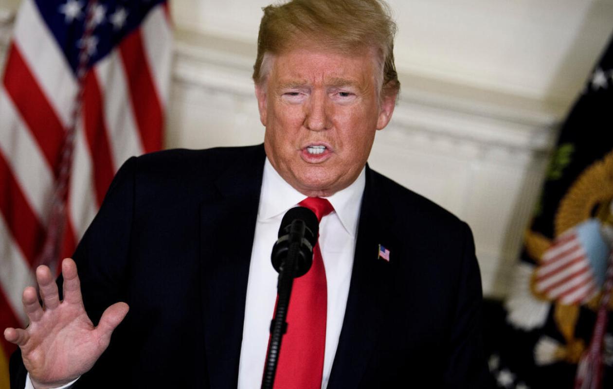 Trump se moque des Clooney et de la "gestion désastreuse de l'immigration" en France