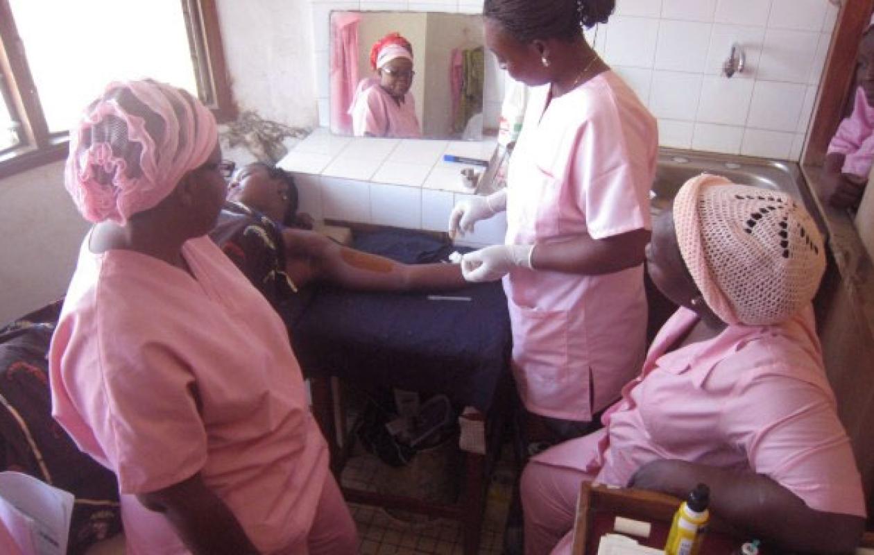 Mbour, une seule maternité pour des milliers de femmes : L’appel des sages-femmes