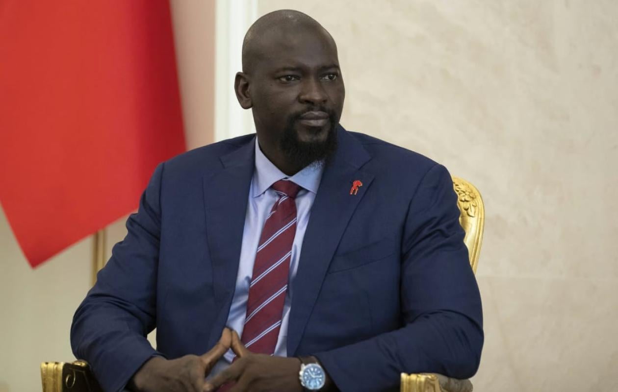 Présidentielle en Guinée : Quand Doumbouya jurait qu’il ne serait jamais candidat