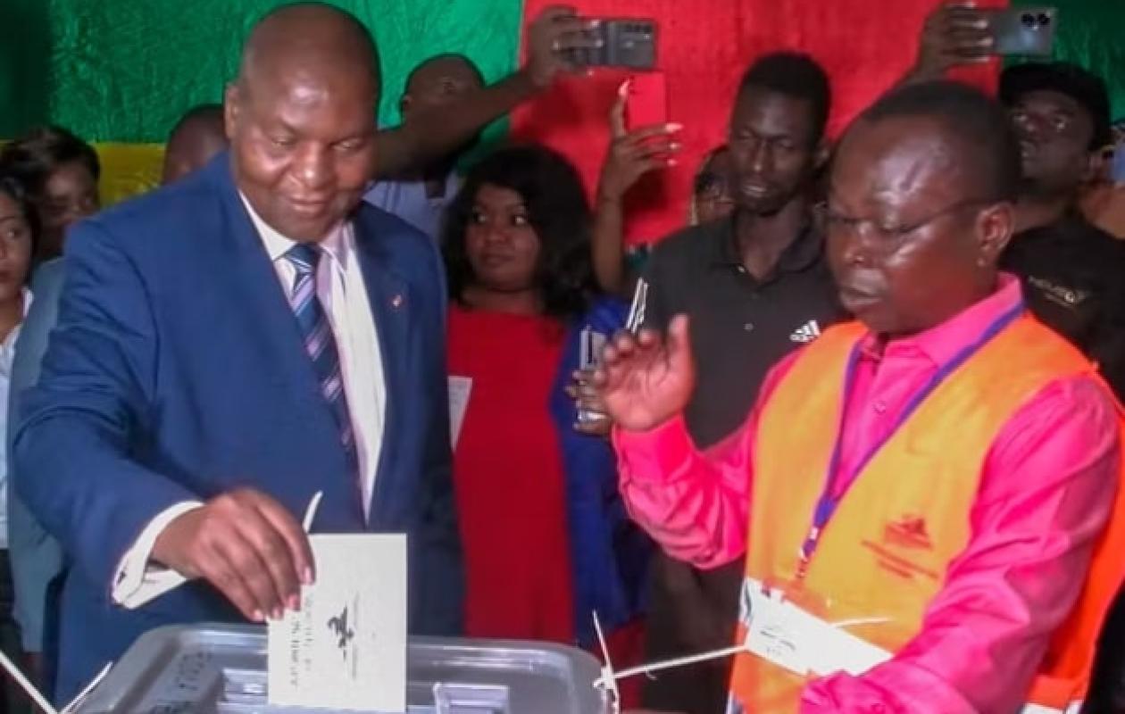 Centrafrique : Faustin Archange Touadera en tête de la Présidentielle