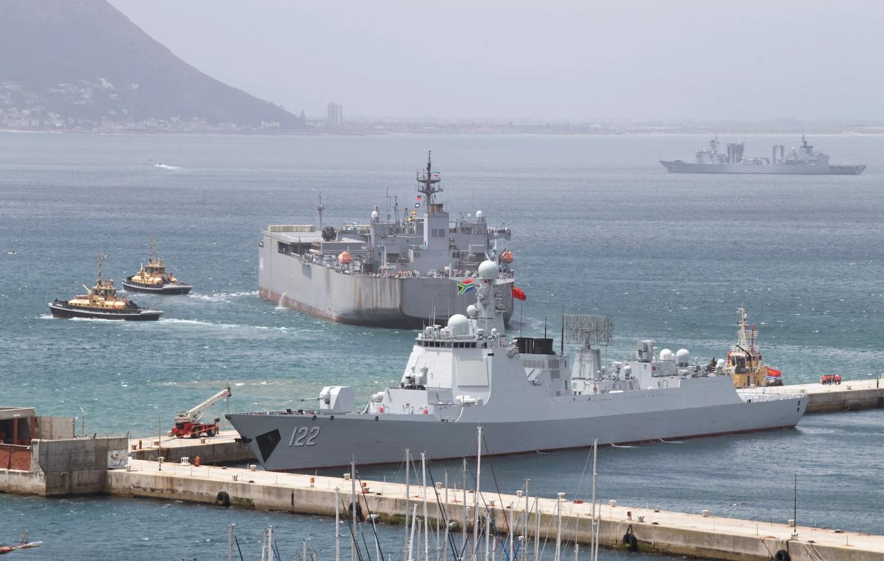 Exercice Brics+ en Afrique du Sud: navires chinois et iranien arrivés, des russes attendus