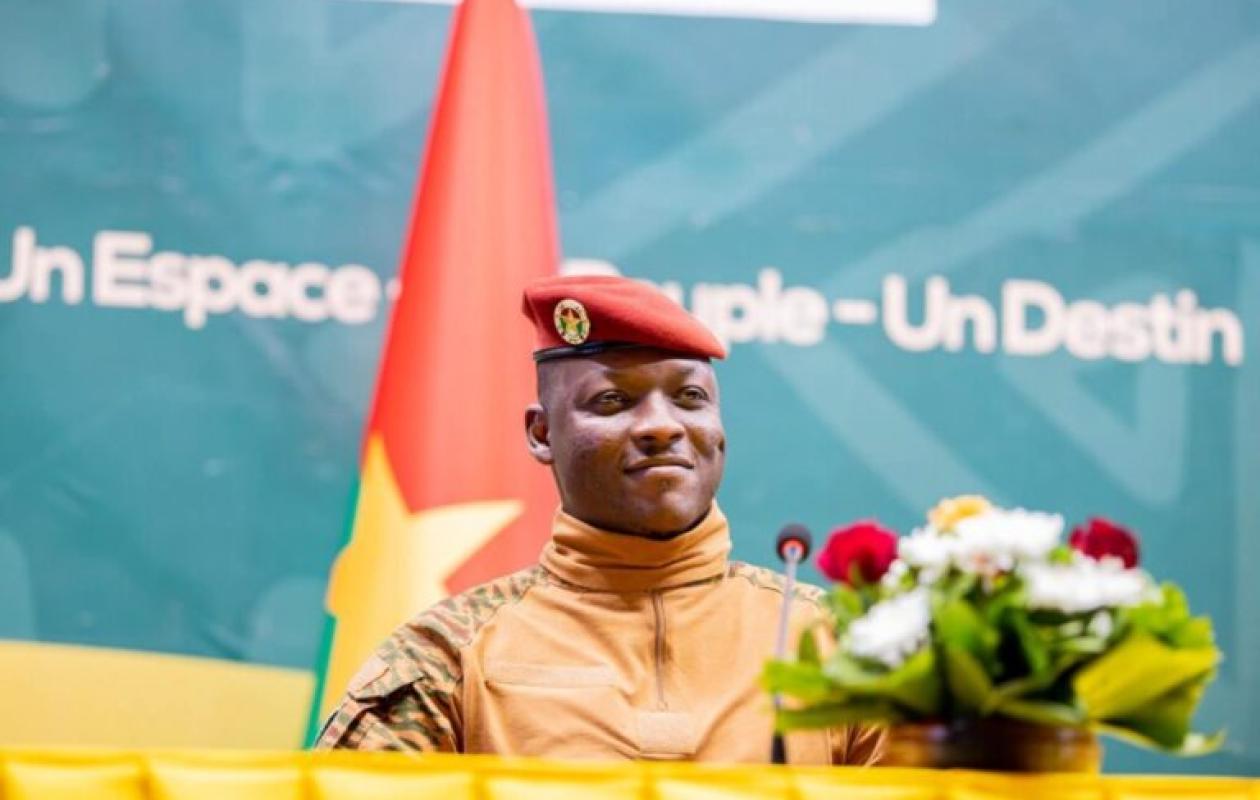 Burkina : grâce présidentielle accordée à 963 détenus