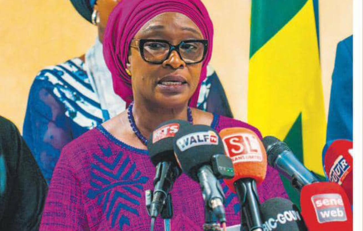 Sortie de Yassine Fall : Un cadre de Pastef accuse la ministre de manœuvres de distraction pour étouffer et saboter la visite du Président Diomaye Faye au Koweït